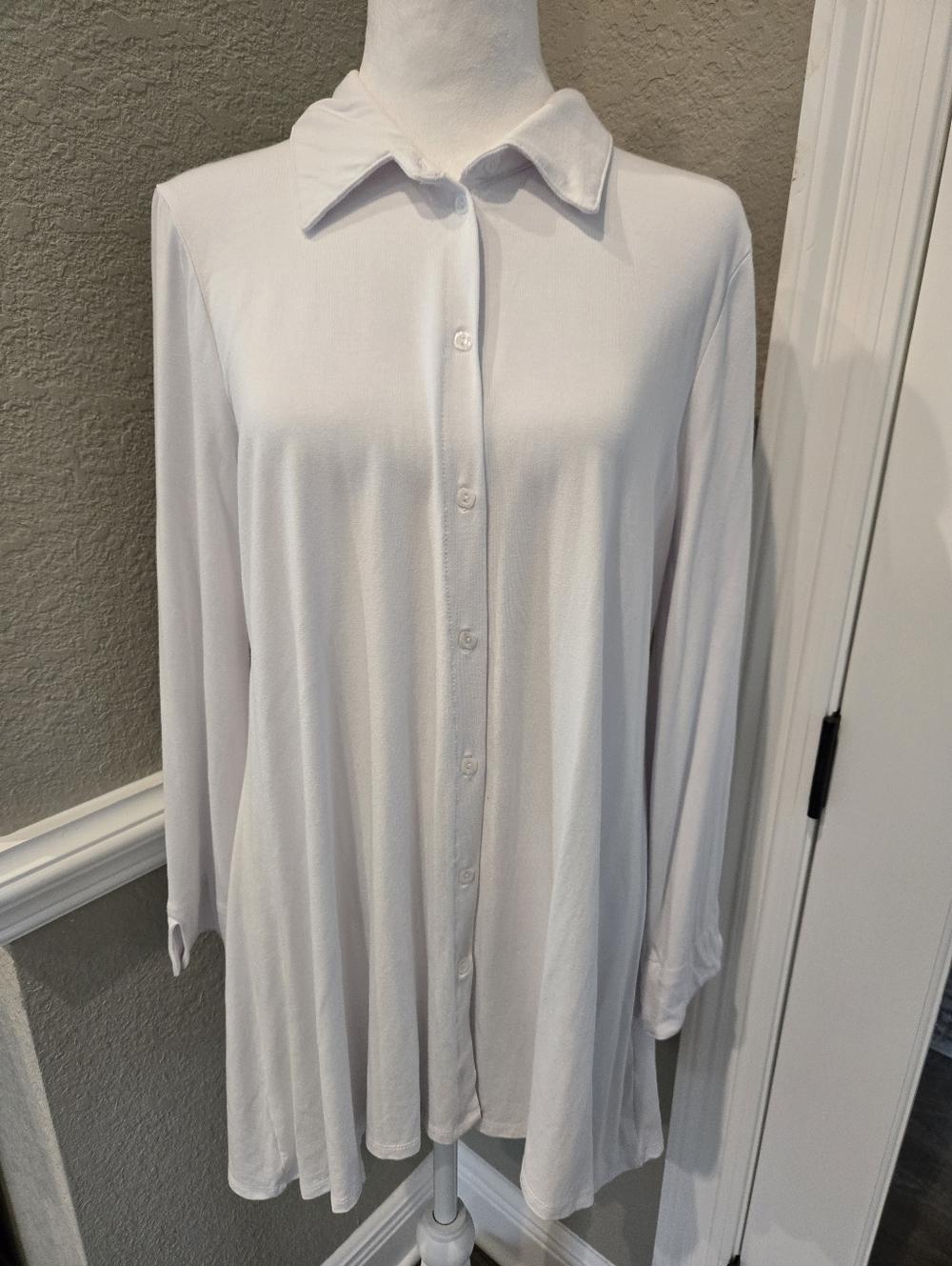 Cupio Button Down Knit Tunic, Medium.